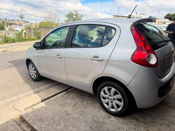 FIAT PALIO 1.0 MPI ATTRACTIVE 8V FLEX 4P MANUAL FIAT PALIO 1.0 MPI ATTRACTIVE 8V FLEX 4P MANUAL